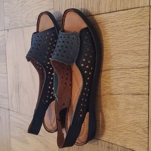 Womens shoes,  size 38